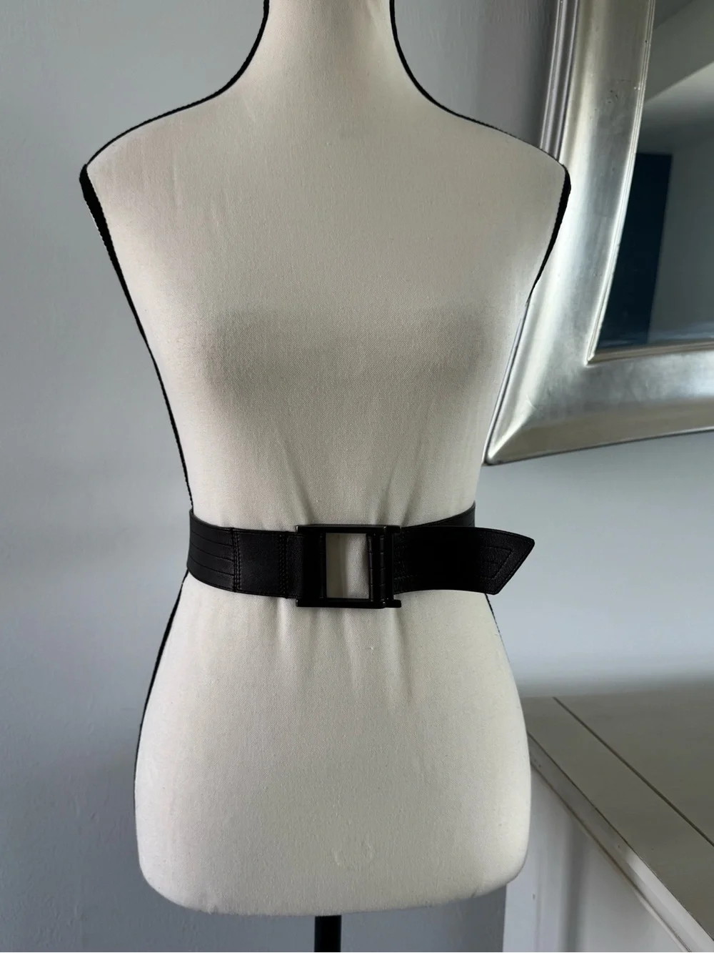 Yves Saint Laurent Black leather  - Belt with Square Buckle